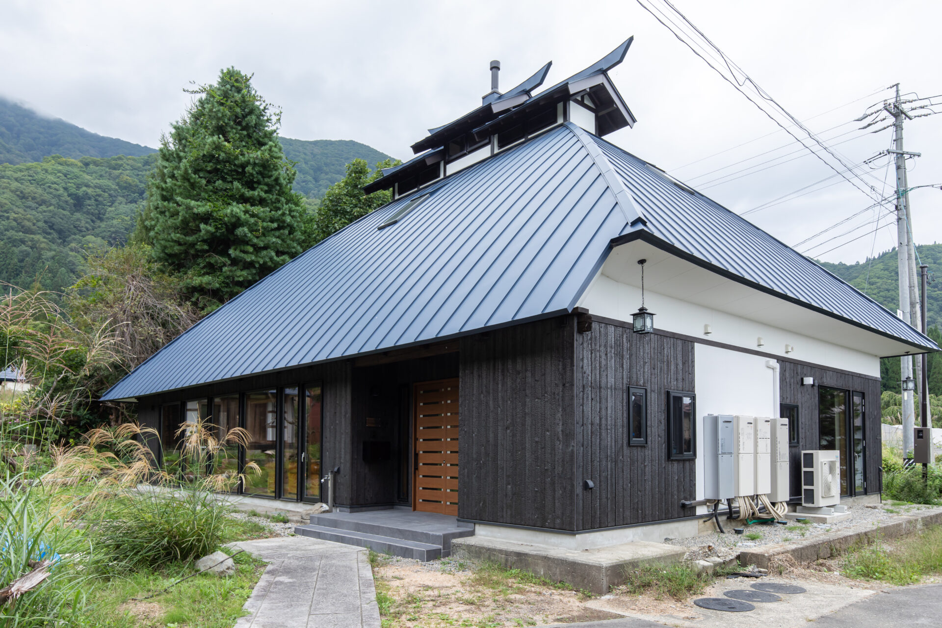 Tonbo House-top Tonbo House Hakuba